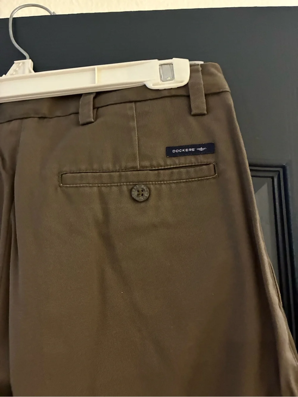 Dockers Olive Brown Straight-Leg Chinos